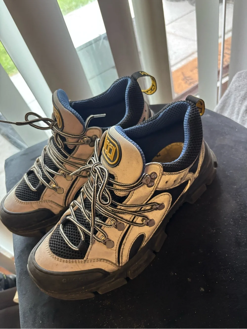 Authentic Men Gucci sneakers size 7